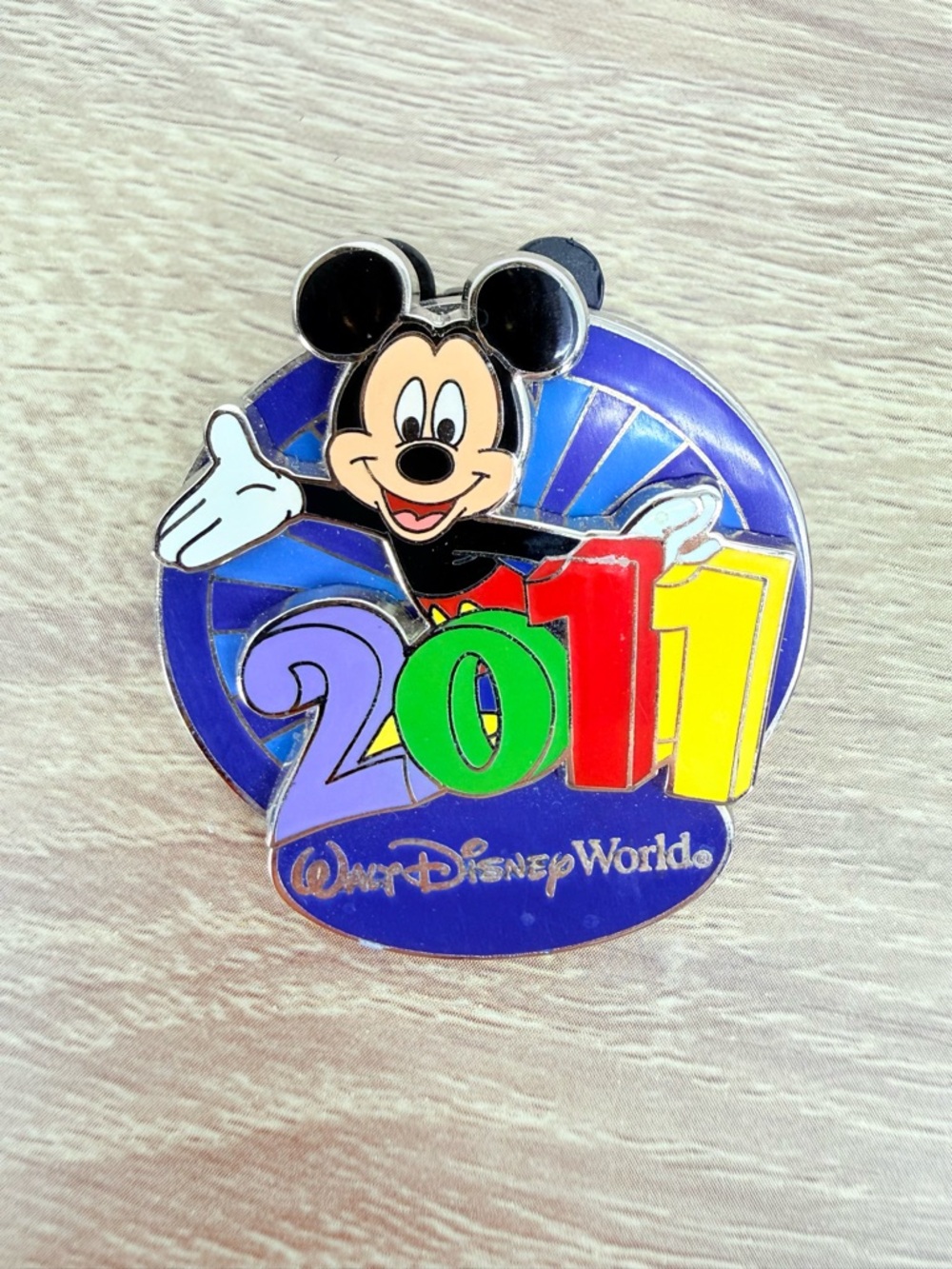 Authentic Disney Pin 2011 Mickey Mouse Walt Disney World WDW Dated Logo Retro